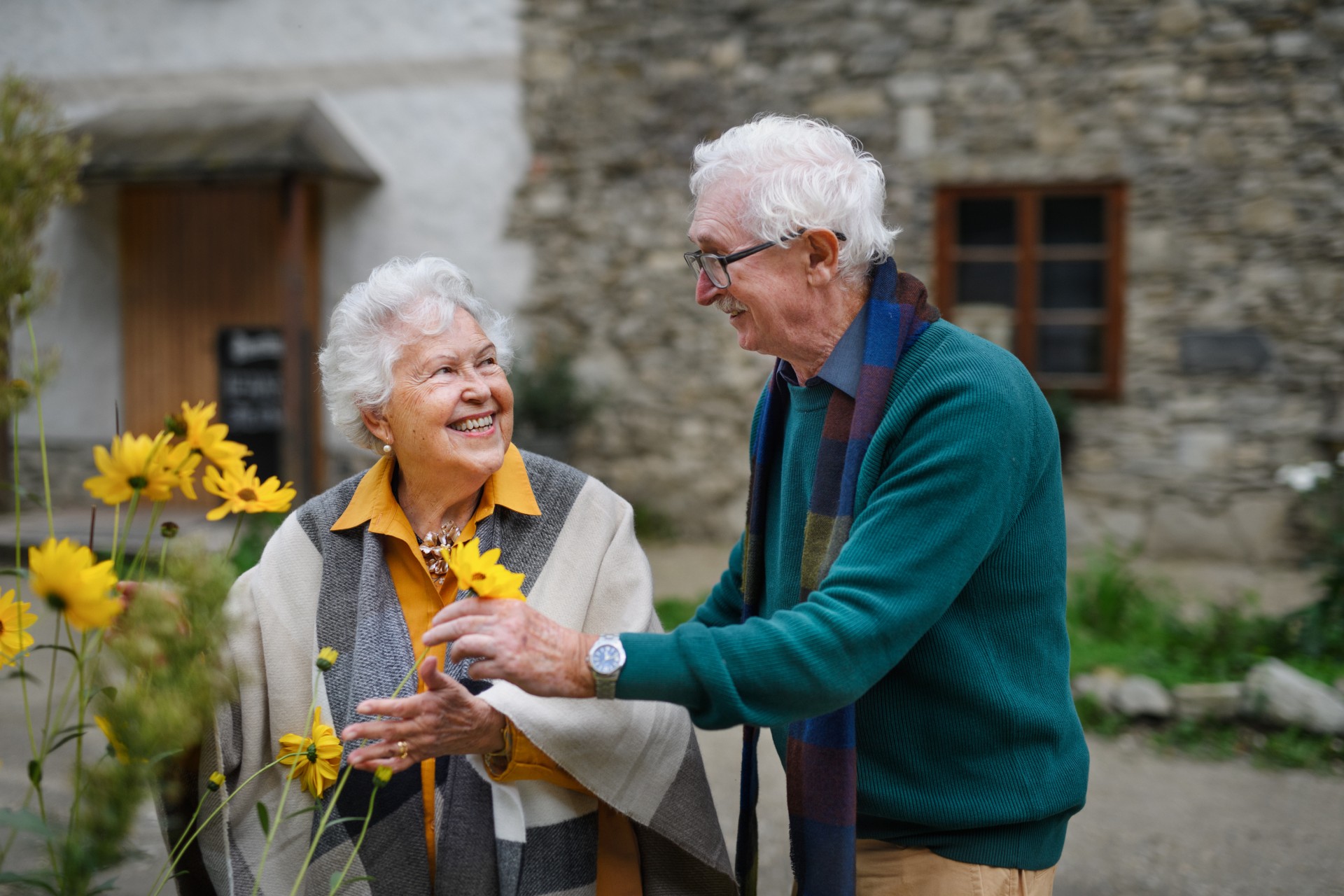 assisted-living-vs-nursing-home